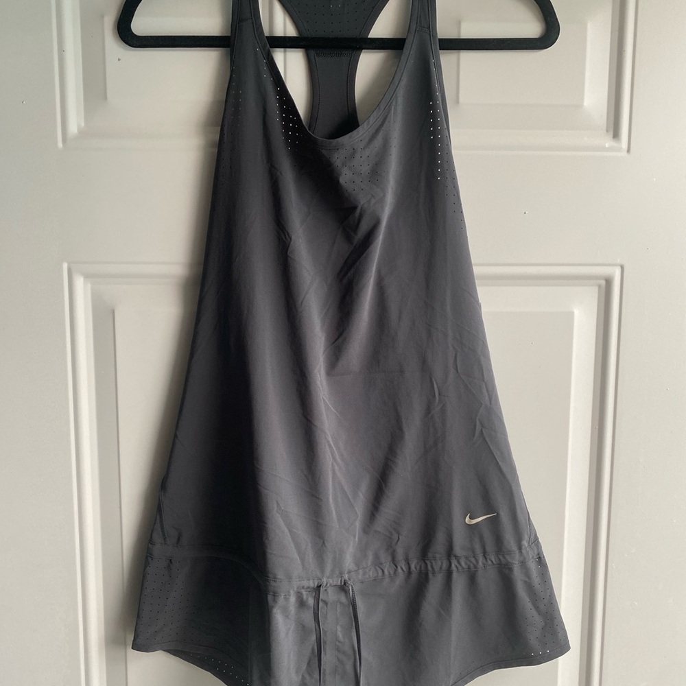 NWT Nike Dry Fit Athletic Tank With Pocket-Small